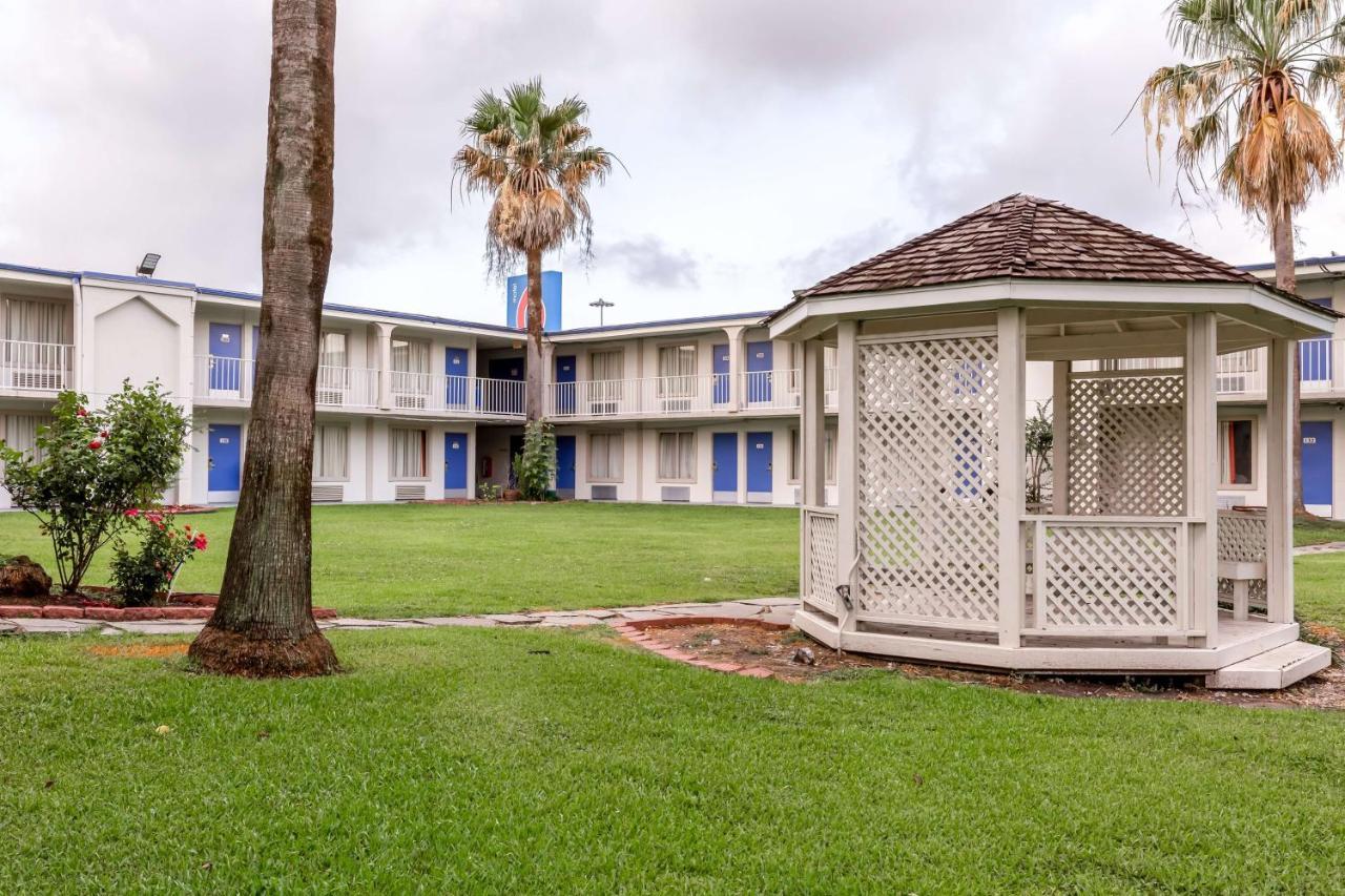 Motel 6-Houston, Tx - East מראה חיצוני תמונה