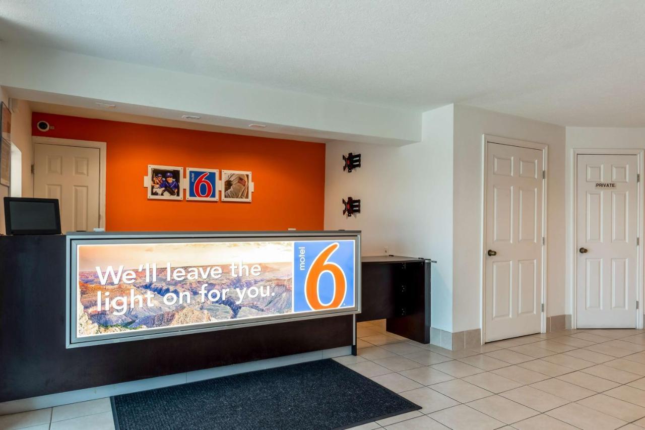 Motel 6-Houston, Tx - East מראה חיצוני תמונה