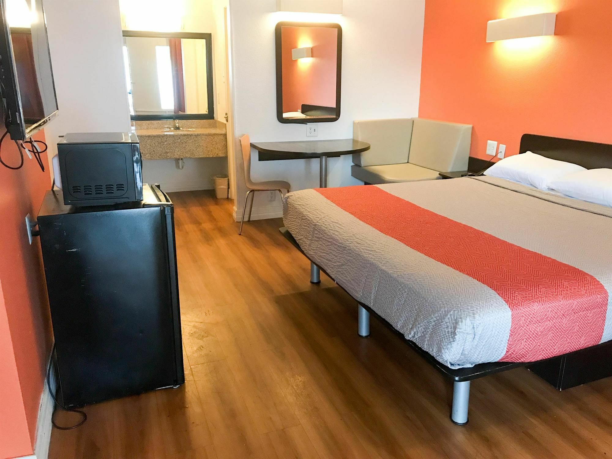 Motel 6-Houston, Tx - East מראה חיצוני תמונה